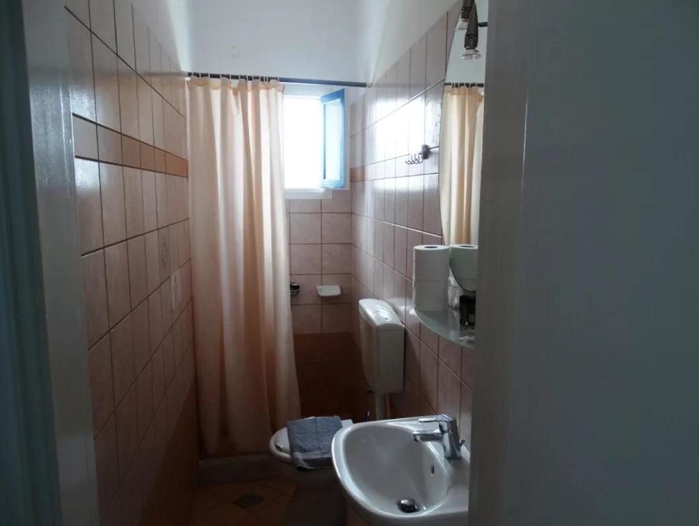 Castelopetra Aparthotel Katapola Luaran gambar