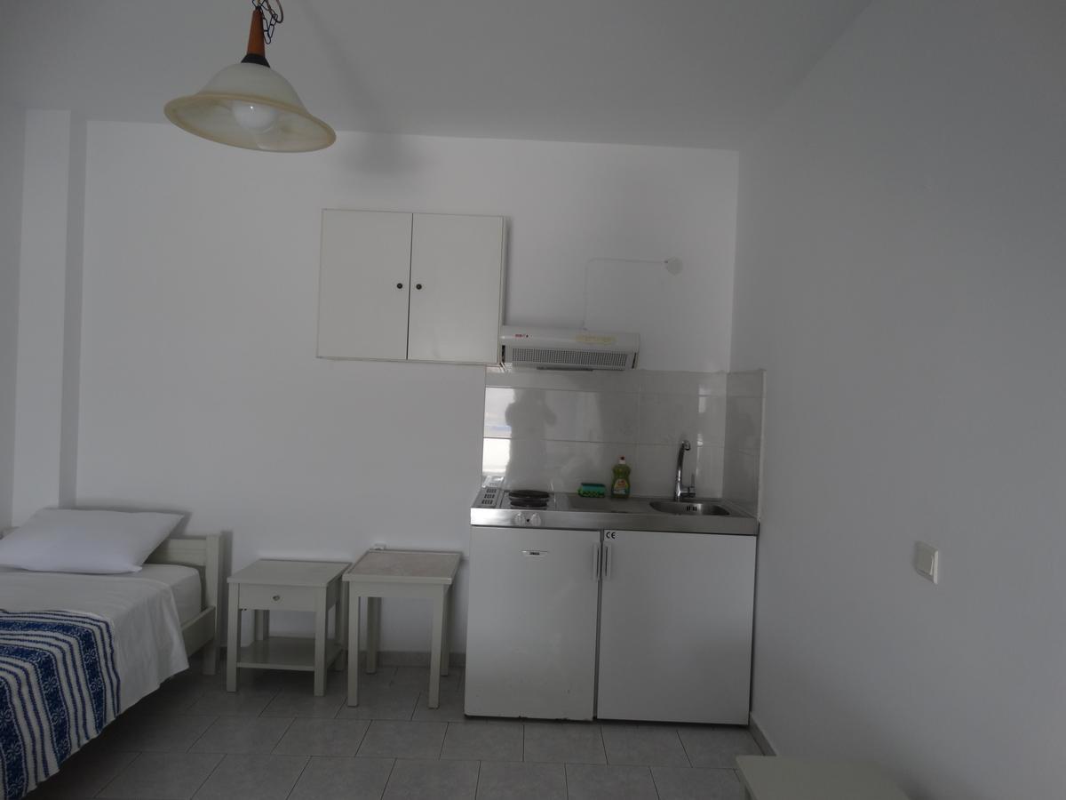 Castelopetra Aparthotel Katapola Luaran gambar