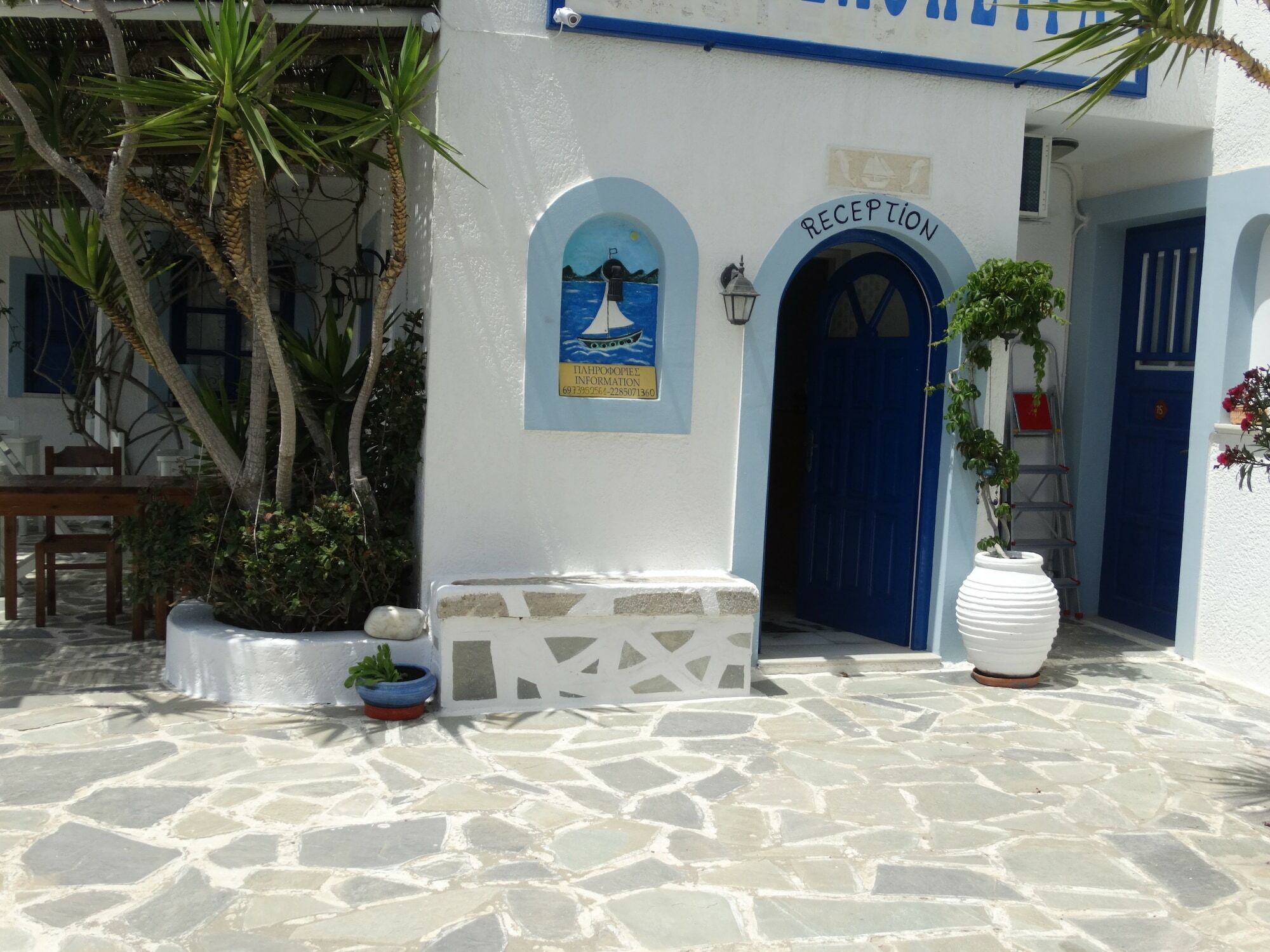 Castelopetra Aparthotel Katapola Luaran gambar