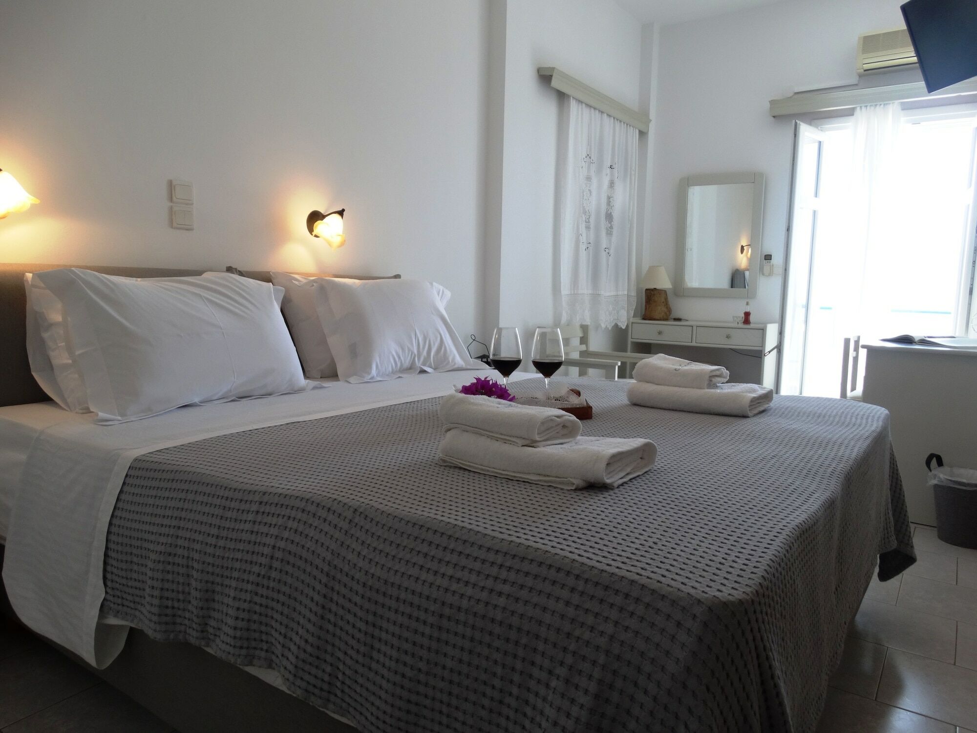 Castelopetra Aparthotel Katapola Luaran gambar